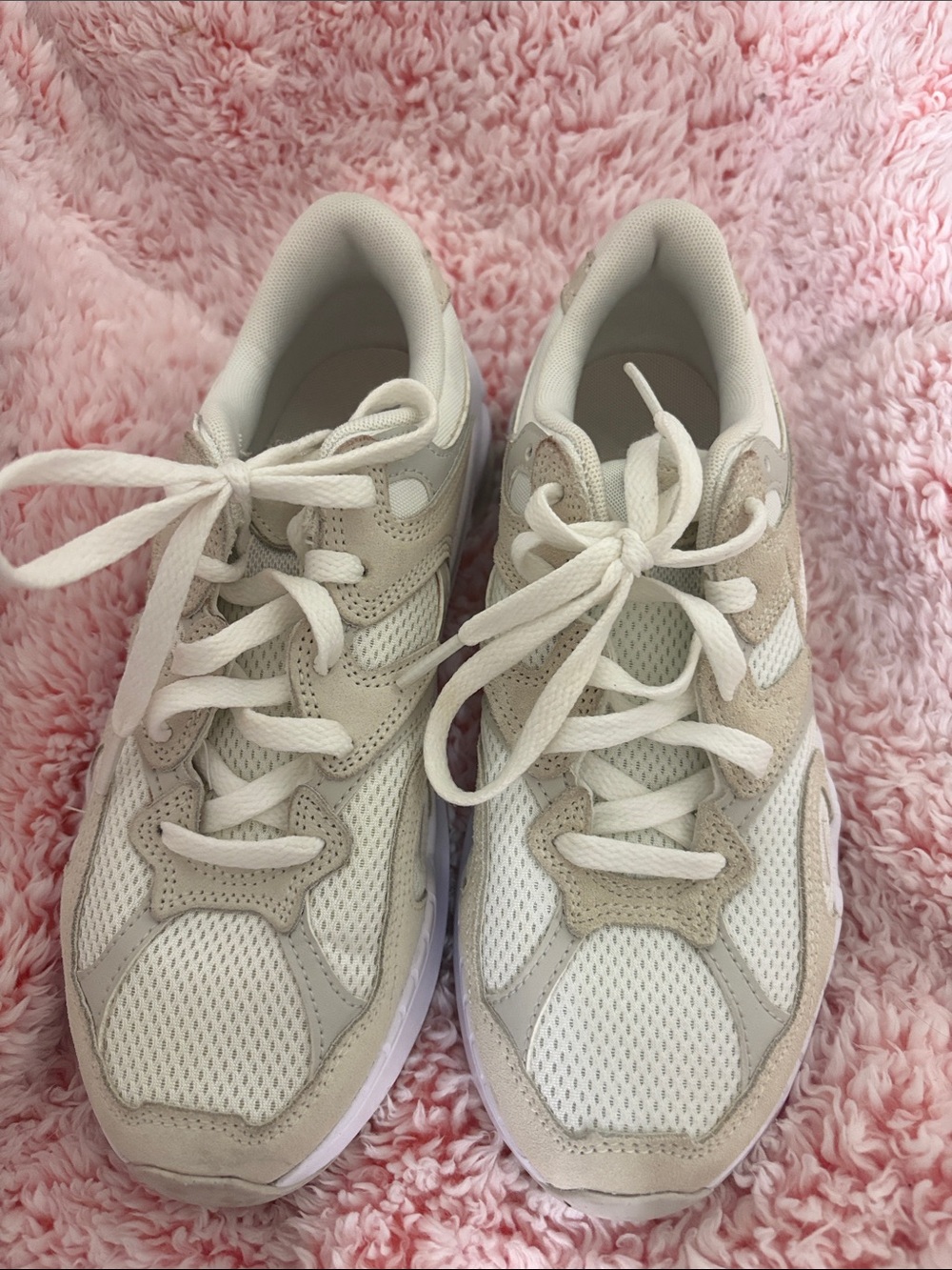 Nike Women's Beige and White Mesh Suede Sneakers